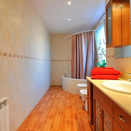 Aba Villa *