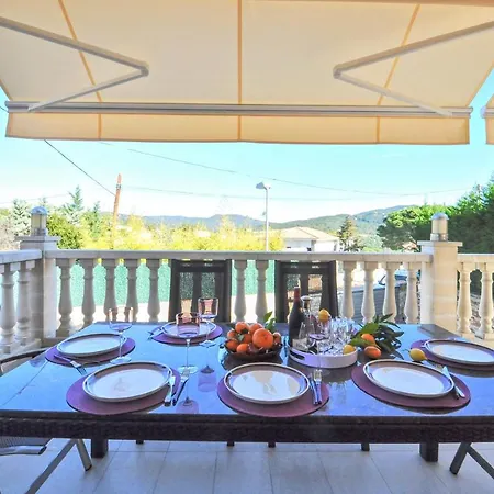 Aba Villa *