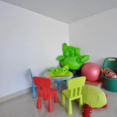 Aba Villa